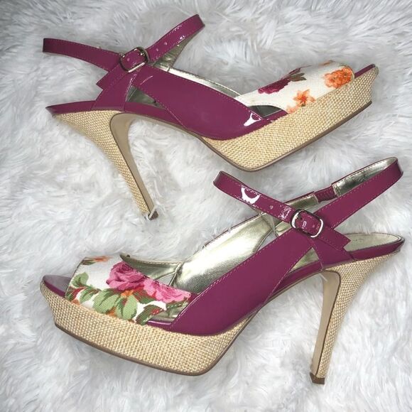Marc Fisher Doritta Floral Slingback Peep Toe Heel - Picture 2 of 8